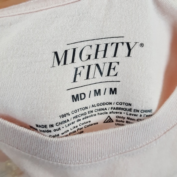 Everybody is Free to Love Graphic Tee Shirt Top - Picture 6 of 7